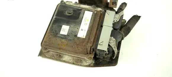 Opel Zafira B Engine control unit/module ECU 55590118