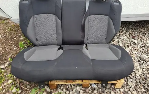 Alfa Romeo Giulietta Rear seat 