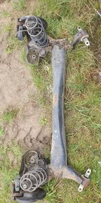 Peugeot 308 Rear axle beam with reductor 