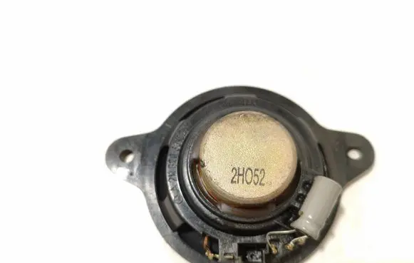 Mercedes-Benz E W211 Panel speaker A2118203002