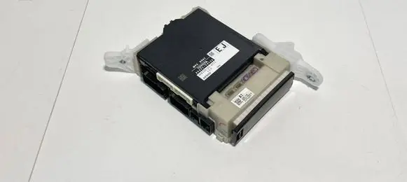 Toyota C-HR I Other control units/modules 89221F4120 38739