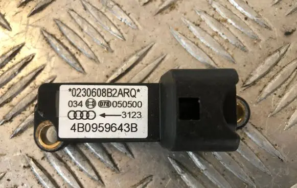 Audi A6 S6 C5 4B Airbag deployment crash/impact sensor 4B0959643B 0230608B2ARQ 050500
