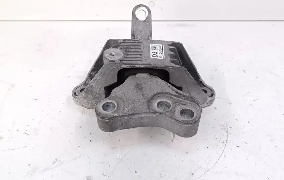 Opel Zafira C Engine mount bracket 13248544