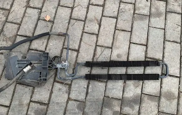 Mercedes-Benz S W221 Power steering radiator a2215001300