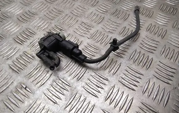 Volkswagen Sharan Turbo solenoid valve 1J0906283C