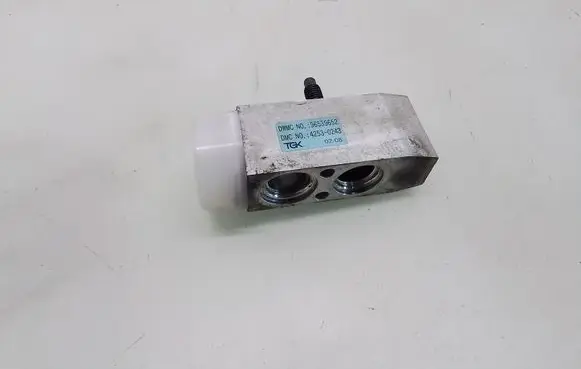 Chevrolet Aveo Air conditioning (A/C) expansion valve 96539652