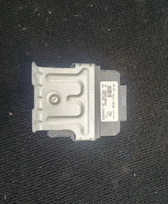 Hyundai Santa Fe Transfer box differential control unit 954473B400