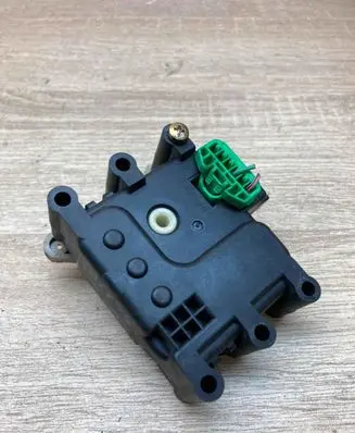 Citroen C5 Air flap motor/actuator 5627P WITHPLUG