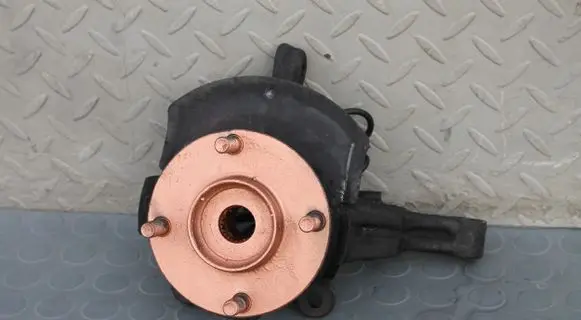 Nissan Tiida C11 Front wheel hub spindle knuckle