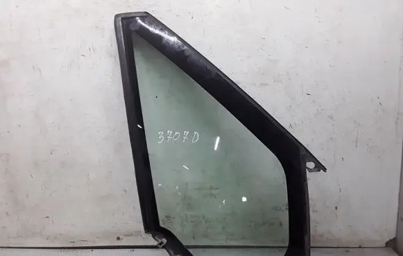 Ford Transit Front door vent window glass four-door 