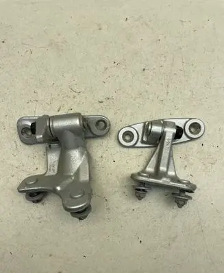 Mercedes-Benz GLK (X204) Rear door lower hinge A046572