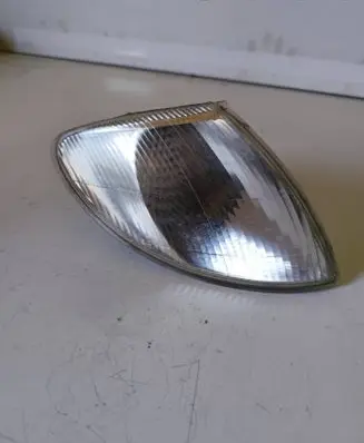 Renault Laguna I Front indicator light 7700831467