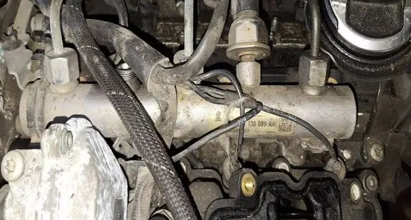 Audi A6 S6 C6 4F Fuel main line pipe 059130089AA