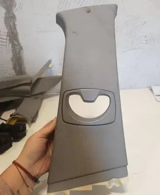 BMW 5 E60 E61 (B) pillar trim (top) 7027088 52107010