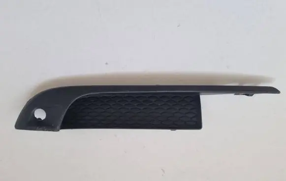 Porsche Macan (95B) Front grill 95B807823A