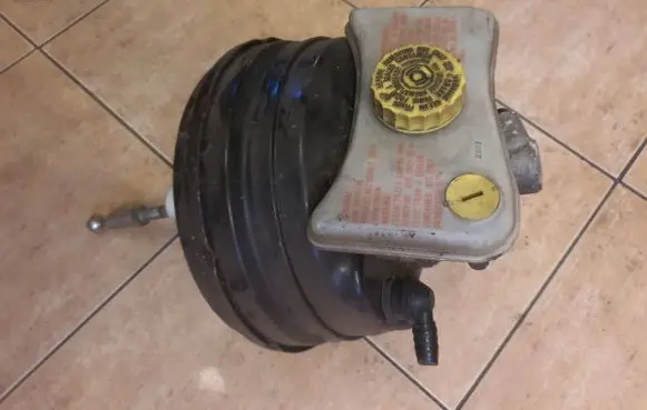 Audi A4 S4 B6 8E 8H Brake booster 8E0612105J