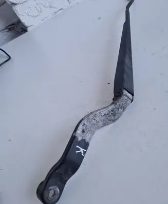 Mitsubishi Galant Front wiper blade arm 1297 2C41A