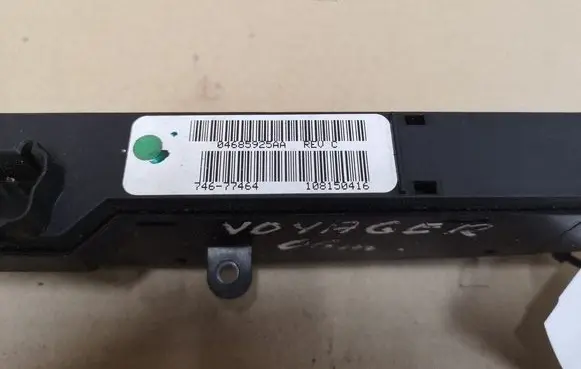 Chrysler Voyager A set of switches 04685925AA 74677464 108150416