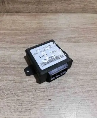 Mazda 626 Immobilizer control unit/module 675G2B
