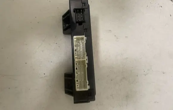 Chevrolet Epica Light module LCM 96870284