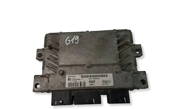 Ford Focus Engine control unit/module 8V2112A650SF S180047002 0SAF