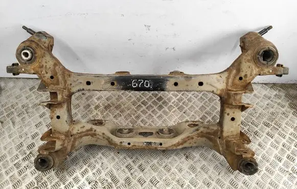 Hyundai Santa Fe Rear axle beam 