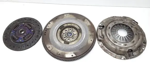 Subaru Legacy Clutch set kit 7E09AAA590 AA590 AA581