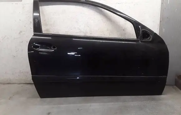 Mercedes-Benz C W203 Door (2 Door Coupe)