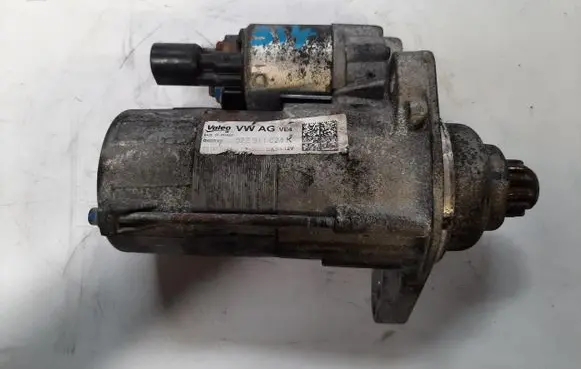 Volkswagen PASSAT B7 Starter motor 02Z911024K