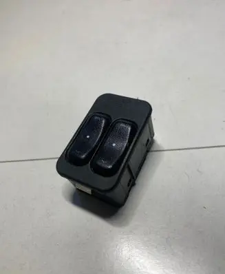Opel Zafira A Electric window control switch 13363201 90561088 0302041932