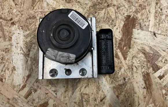 Ford Focus ABS Pump 3M512M110JA 10020700714