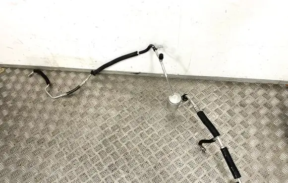 Chevrolet Volt I Air conditioning (A/C) pipe/hose S65829