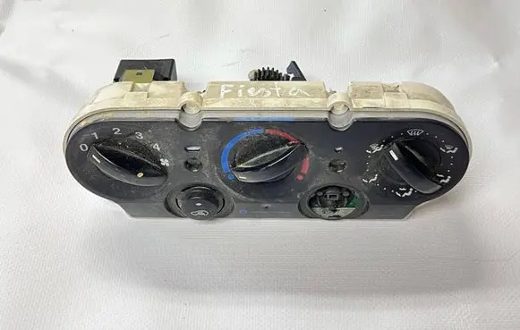 Ford Fiesta Climate control unit 2S6H19980BC