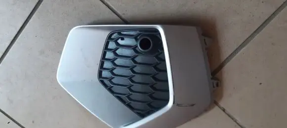 Audi A3 8Y Front bumper lower grill 8Y0807953