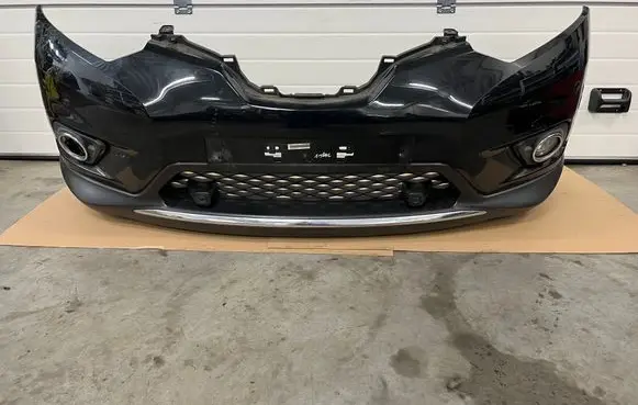 Nissan X-Trail T32 Front bumper 