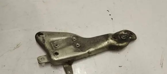 Mercedes-Benz E W212 EGR valve cooler bracket A6510901041