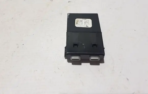 Lexus RX V USB socket connector 855320E070