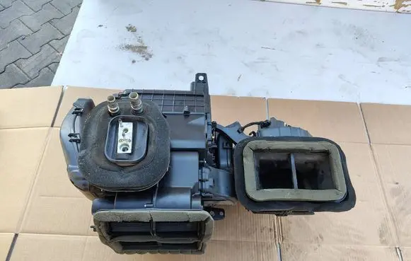 Interior heater climate box assembly