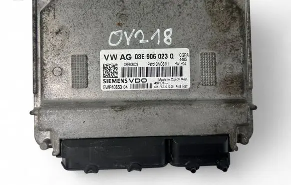 Skoda Fabia Mk2 (5J) Engine control unit/module 03E906023Q