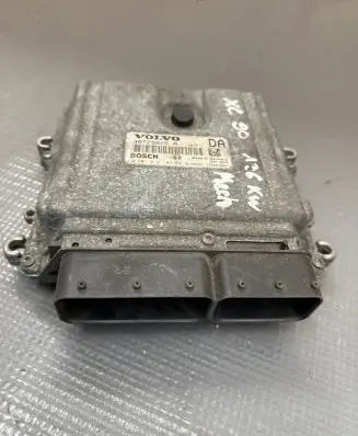 Volvo XC90 Engine control unit/module 30729826A 0281012103 1039S10667