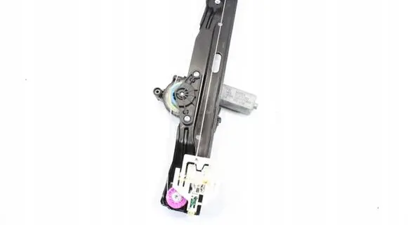 BMW 2 F45 Rear window lifting mechanism without motor