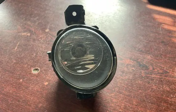 Nissan Almera Tino Front fog light 2615089905