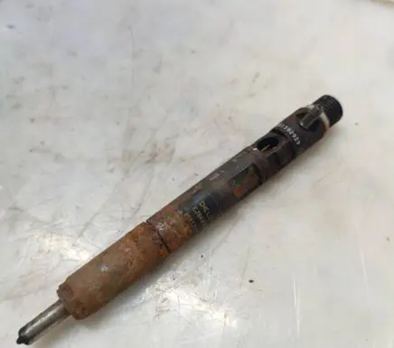 Ford Focus Fuel injector EJBR02201Z