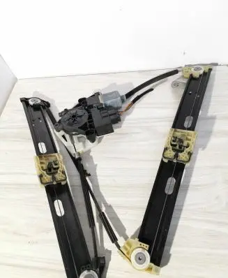Audi A1 Front door window regulator with motor 82G837461 E850202106