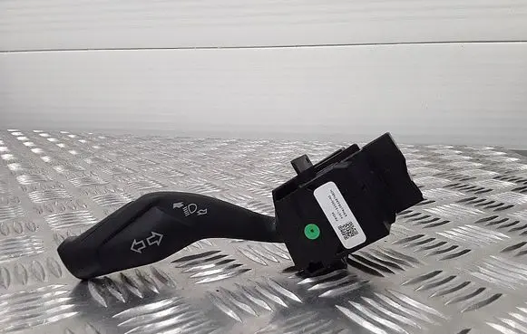Ford C-MAX II Light switch av6t13335ad
