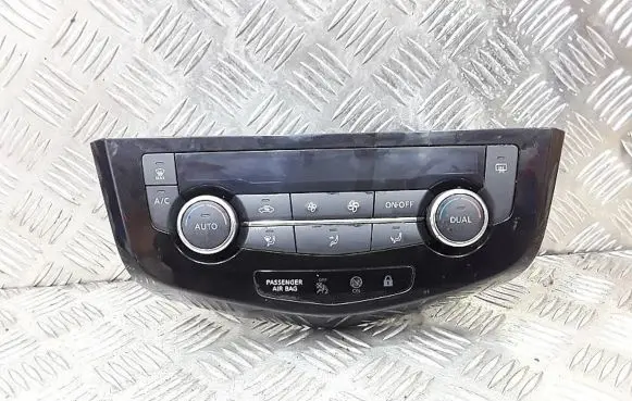 Nissan X-Trail T33 Air conditioner control unit module 275004EA0A