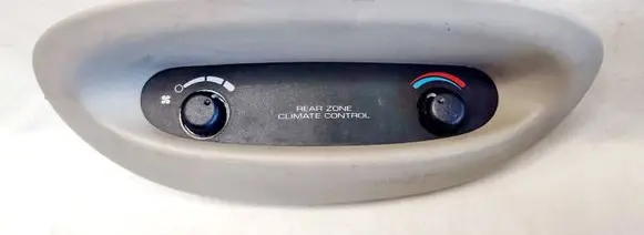 Chrysler Voyager Climate control unit 4685797AA