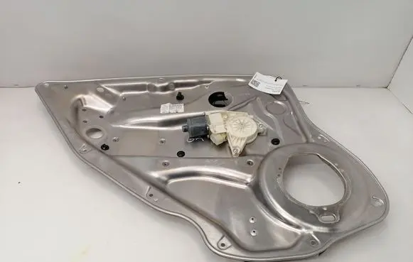 Mercedes-Benz E W212 Rear door window regulator with motor A2125407605