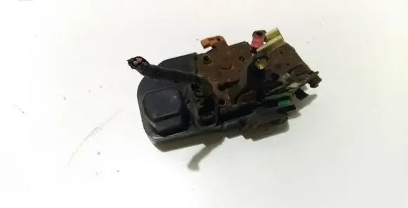 Chrysler 300M Front door lock