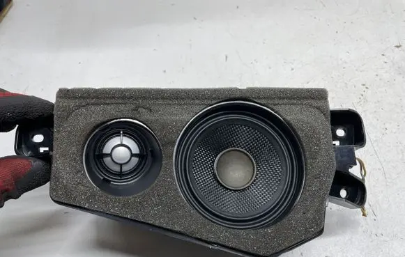 BMW X6 E71 Subwoofer speaker 18820010